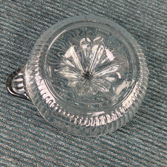 Vintage Glass Citrus Juicer Bowl - Picture 5 of 11